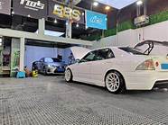 【小鲨帮选车】揽胜极光怎么样 揽胜极光 插电混动实车 成绩出色