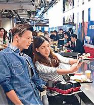 他是谢霆锋的粉丝 谢霆锋是他粉丝 陈凯歌 用不够