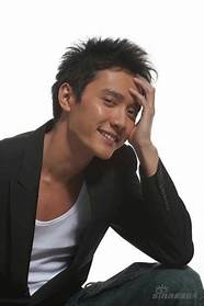 冯绍峰《创业年代》首播 冯绍峰中规中矩 袁姗姗颜值爆表