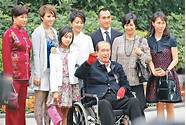 赌王儿子手撕航空公司 赌王之子入行三年终于崭露头脚