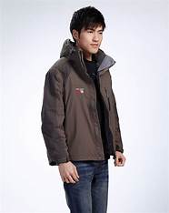 骆驼冲锋衣怎么样和冲锋 骆驼冲锋衣怎么样与冲锋