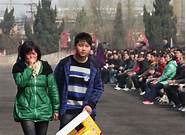 “学生不一定喜欢。”华中科技大学有望建新校区，但选址有争议。