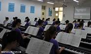 女大学生考公成绩优异 女大学生就业急需政策引导