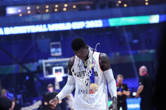 篮球世界杯｜施罗德：我们小组赛时就下定决心拿金牌