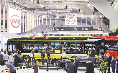 中国客车亮相世界客车博览会