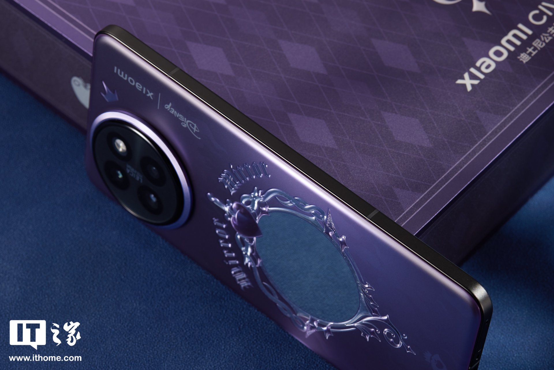 【IT之家开箱】小米 Civi 4 Pro 迪士尼公主限定版图赏:内嵌“魔镜”的深度定制机