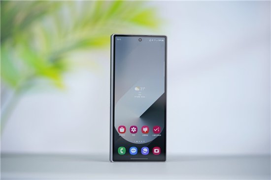 AI赋能的大折叠!三星Galaxy Z Fold6评测:用机效率翻倍