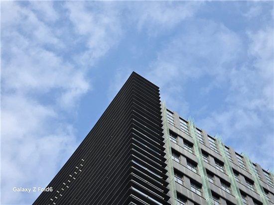AI赋能的大折叠!三星Galaxy Z Fold6评测:用机效率翻倍