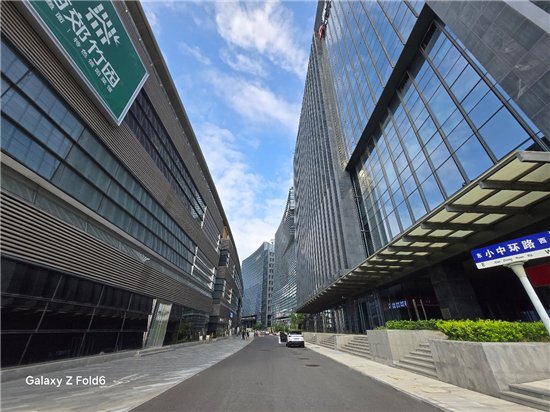 AI赋能的大折叠!三星Galaxy Z Fold6评测:用机效率翻倍