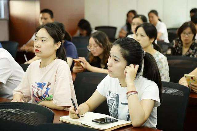 解答！女人创业项目