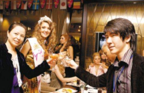 热点！90后创业富翁丁仕源