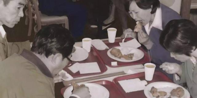 解释！肯德基创业史