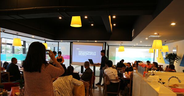 相关！创业商学院