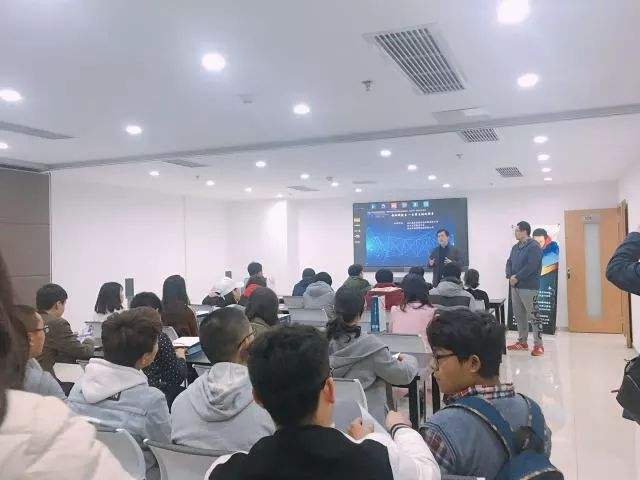 解说！大学生自己创业