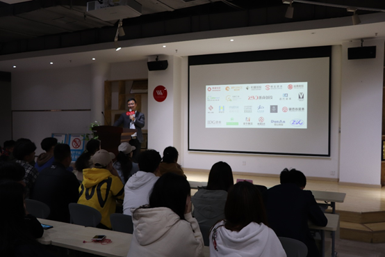 解答！学生创业网"专业解答"