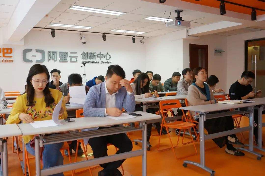 解说！创业伙伴