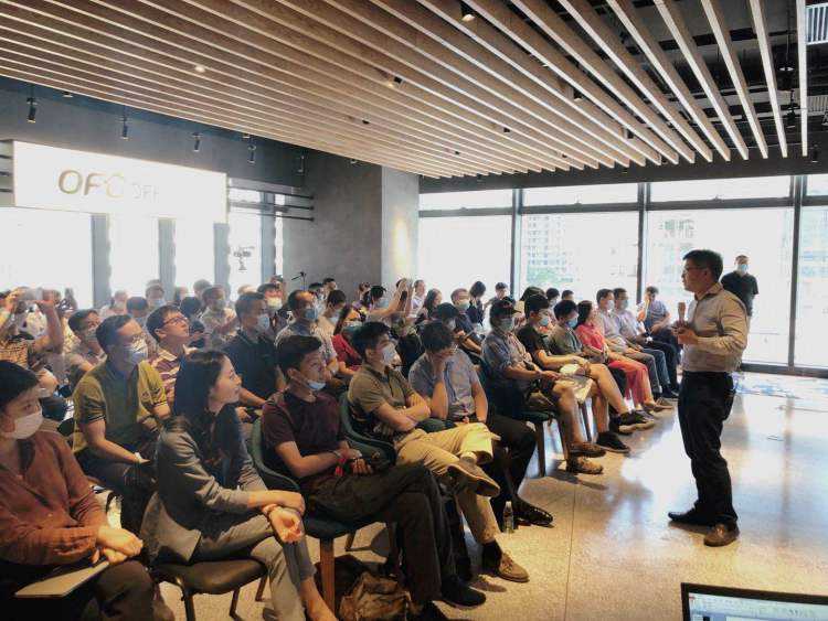 相关！东方创业