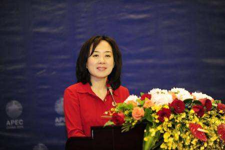 求答案！全球女性创业者大会