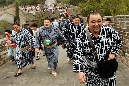 讲解！日本大相扑“桃红柳绿”