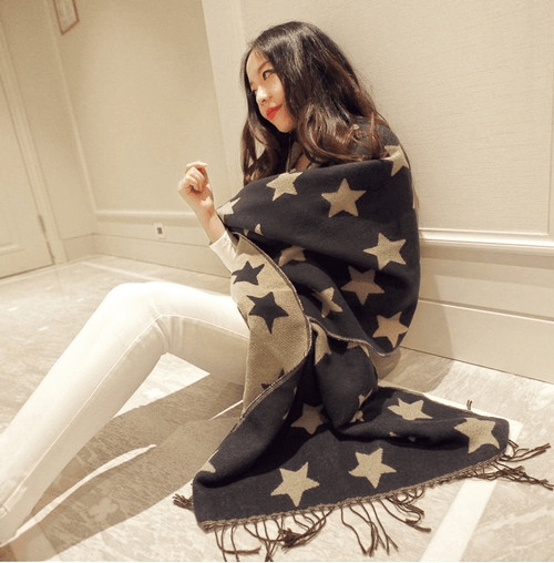 达人分享！玄色是什么颜色“夏花依旧”