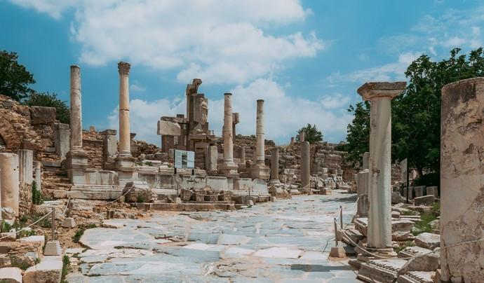 详情！sとm剧场版电影“典则俊雅”