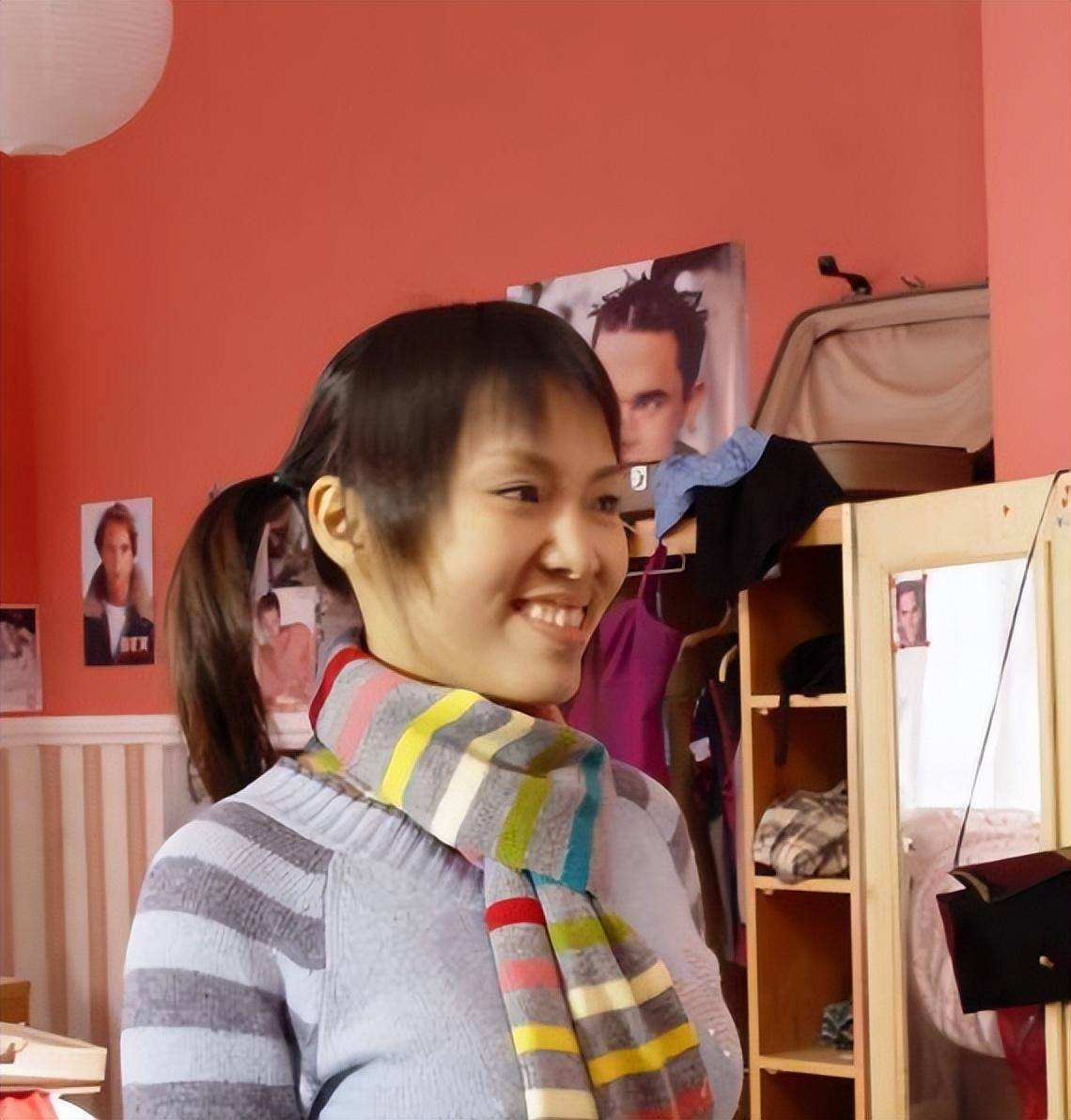 讲解！李倩妮家庭背景“空谷幽兰”