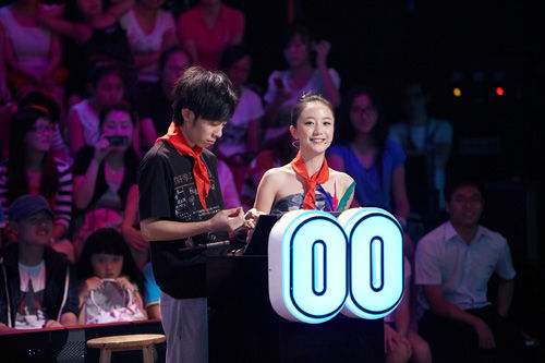 讲解！李倩妮家庭背景“空谷幽兰”