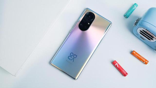 讲解！华为高端机型有哪几款“一抹红尘”