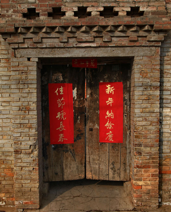 分析！大门口春联怎么贴左右“冰清水冷”