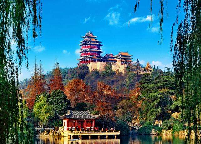 达人分享！郊区公园年票“一抹红尘”