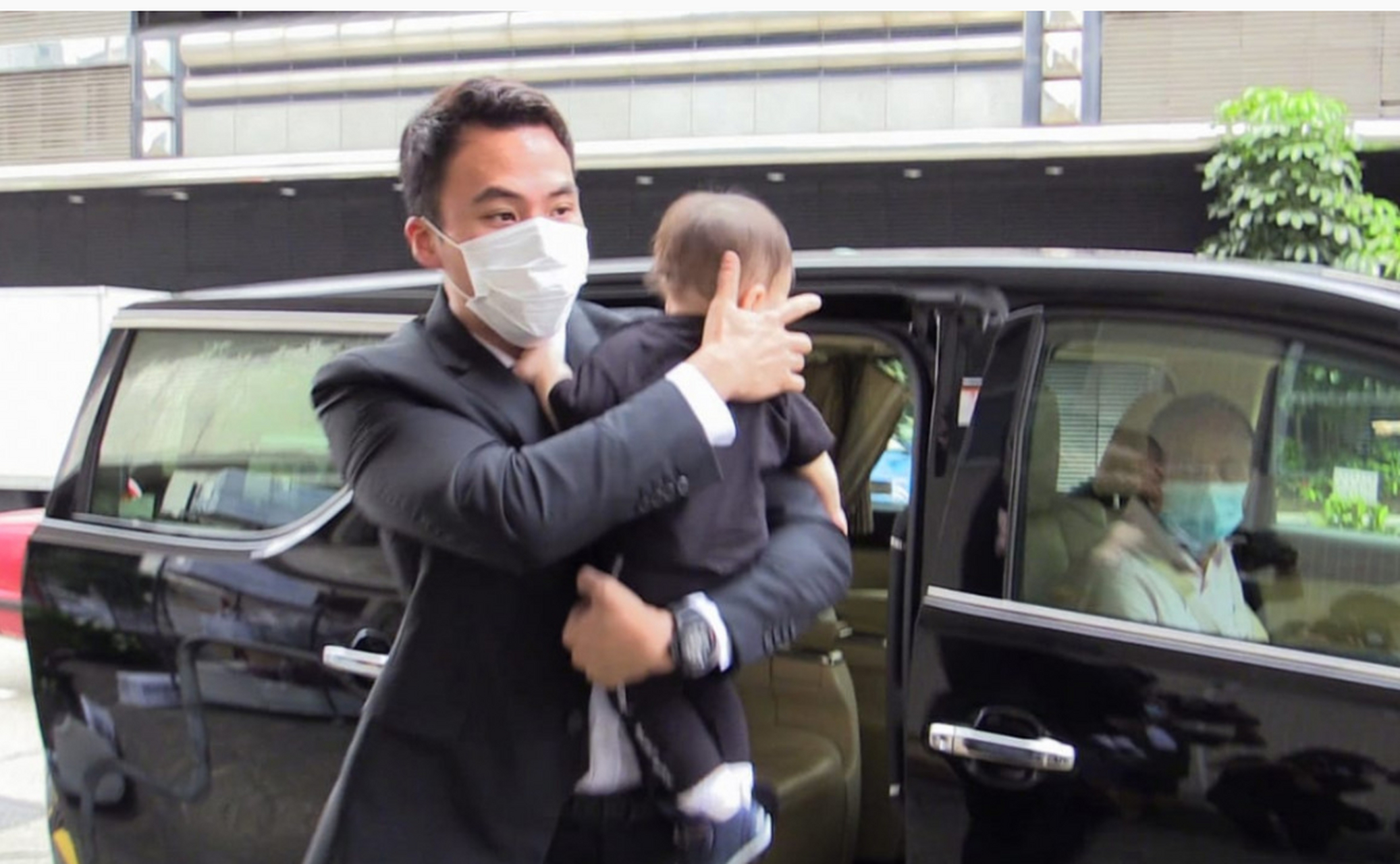 分析！这些人送赌王最后一程“一抹红尘”