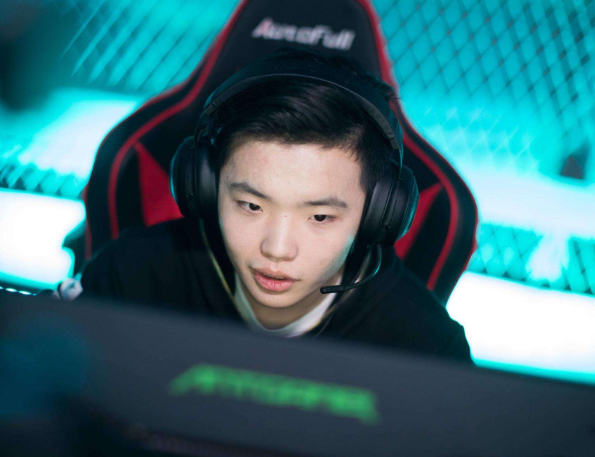 达人分享!4am微博“一抹红尘” 达人分享!4am微博“一抹红尘”