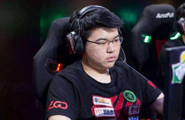 分析!4am战队微博“一抹红尘” 分析!4am战队微博“一抹红尘”