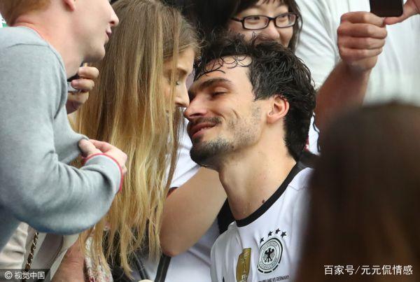 讲解!初吻技巧“典则俊雅” 讲解!初吻技巧“典则俊雅”