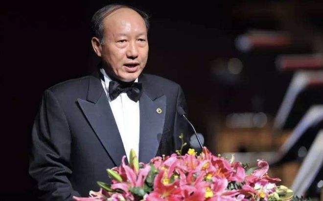 分析！海航王健“典则俊雅”