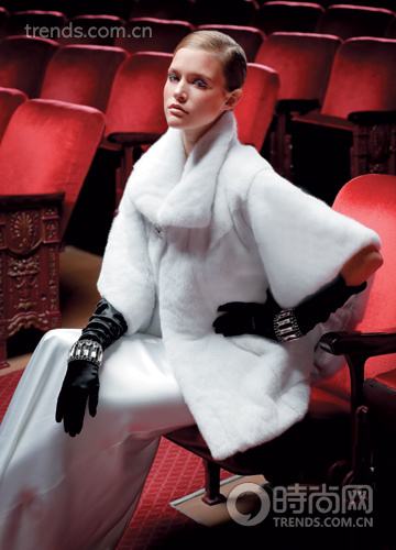 达人分享！18岁的身份证“一抹红尘”