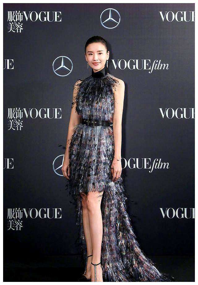 分析！董洁实际身高