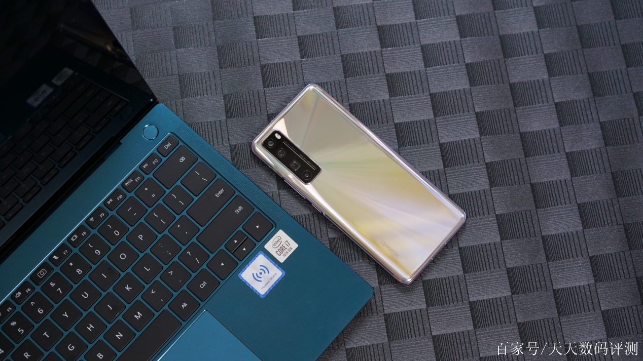 讲解！华为高端机型有哪几款“冰清水冷”