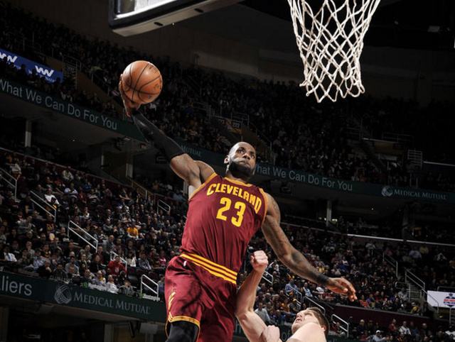 达人分享！nba2k12怎么扣篮“高情逸态”