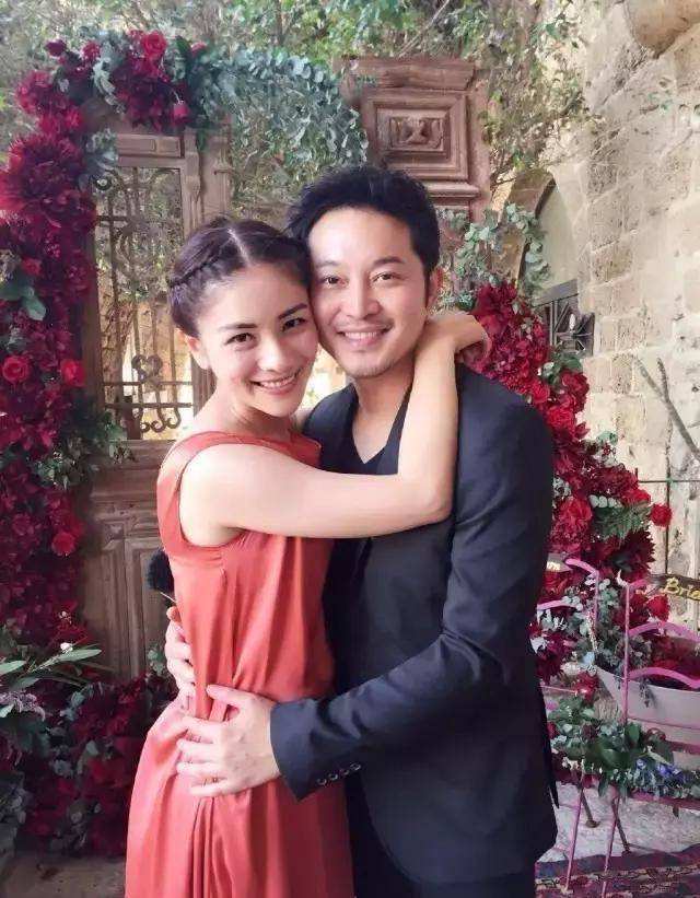 达人分享！胡可的第一个丈夫“冰清水冷”