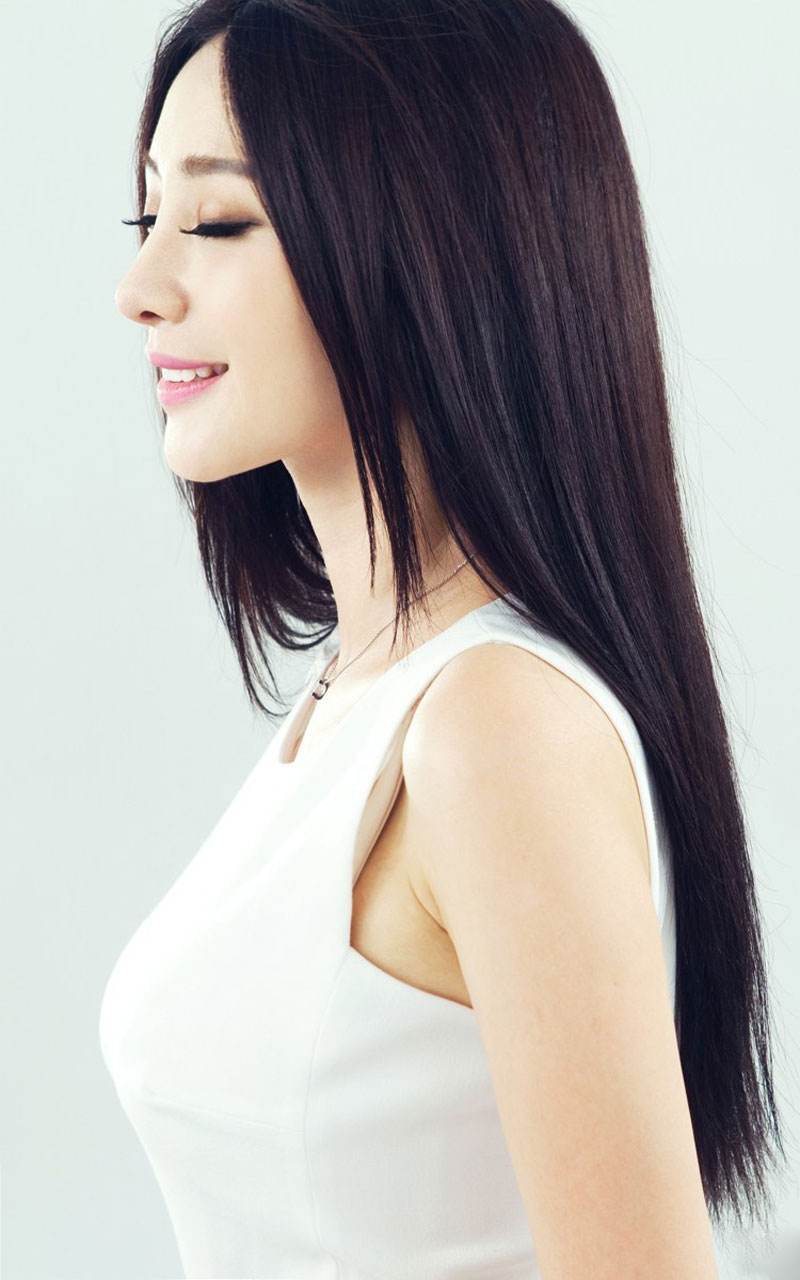 讲解！柳岩没整容前的照片“高情逸态”