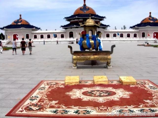 分析！扯哈达“高情逸态”