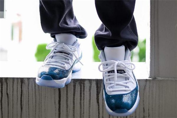 分析！low货是什么意思“一抹红尘”