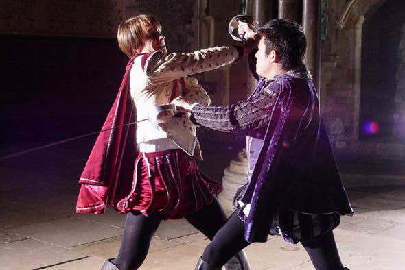 讲解！时差七小时李倩妮现状“典则俊雅”