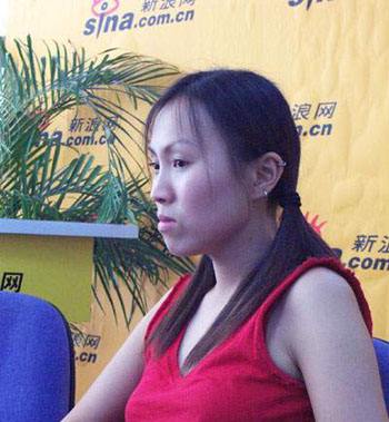 讲解！时差七小时李倩妮现状“典则俊雅”