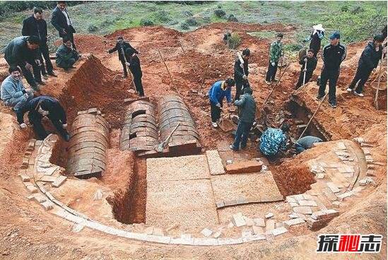 分析！黄河清淤透明棺材