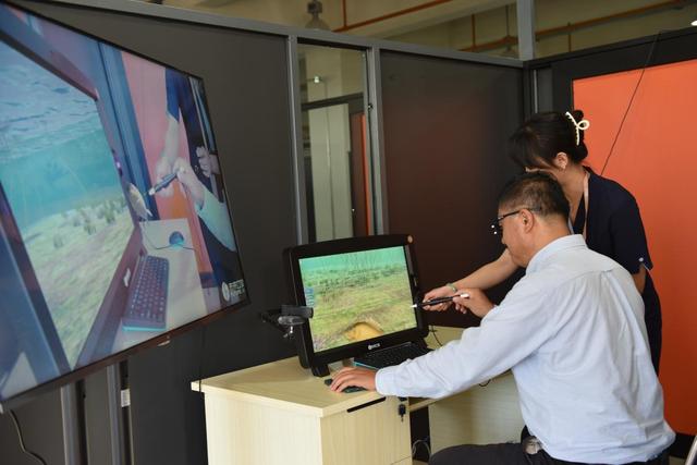 讲解！张锐妻子“冰清水冷”