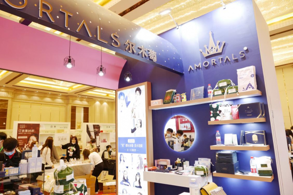 达人分享！线上线下是什么意思“典则俊雅”