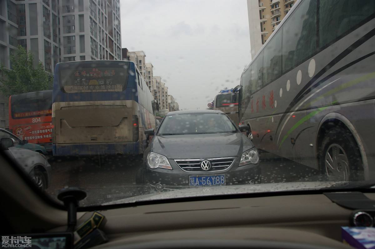 讲解！武汉堵车“雁过留声”