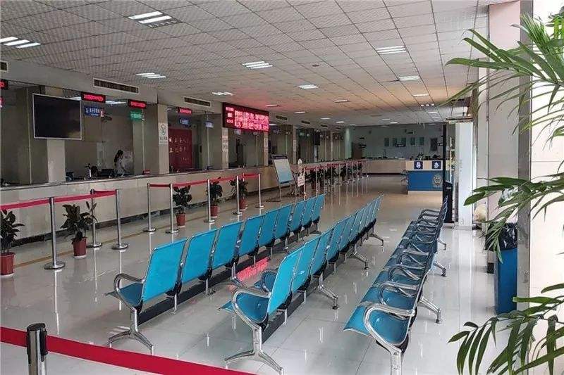 分析！车管所国庆上班吗“冰清水冷”